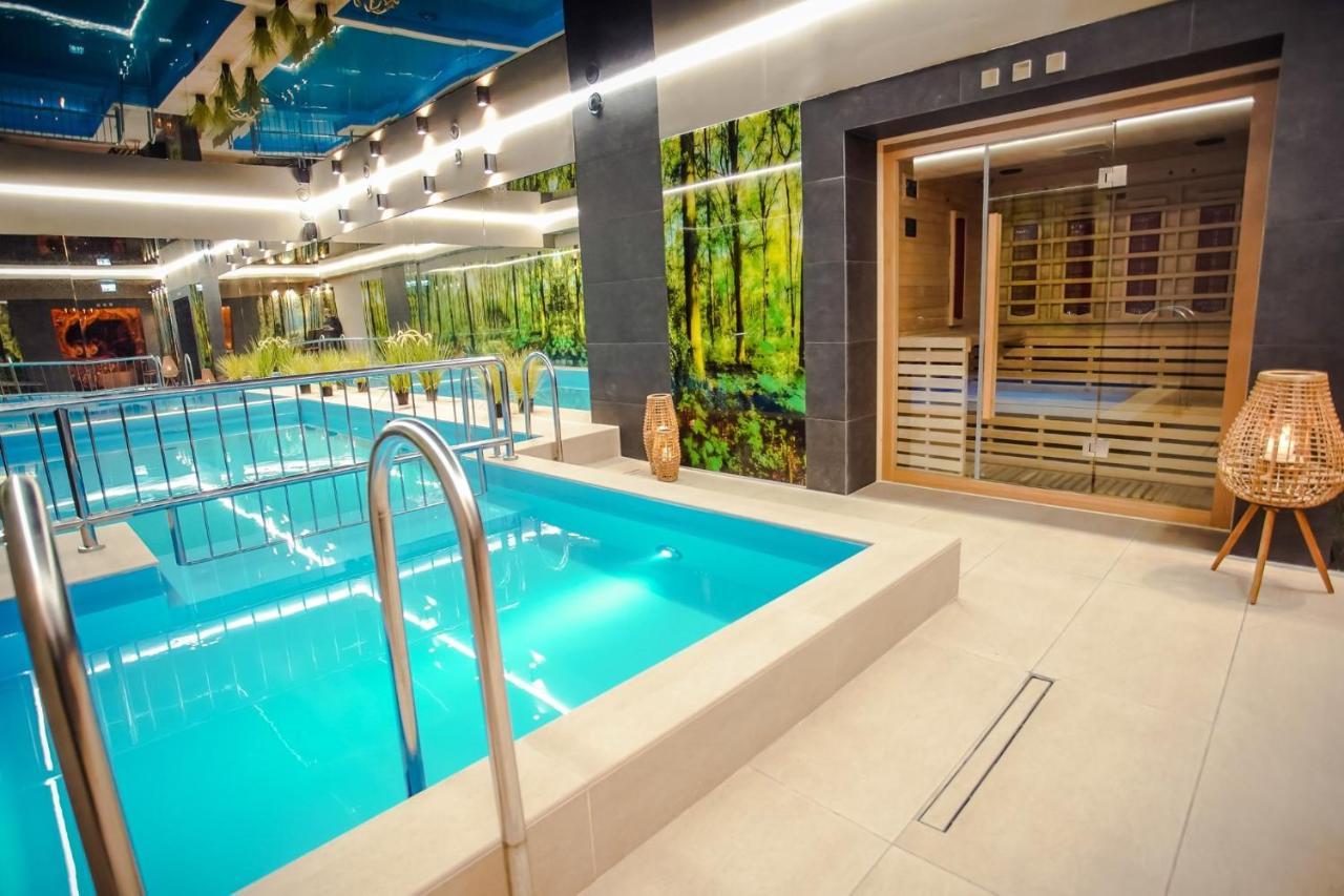 Hotel Srebrny Bucznik Wellness & Restaurant *