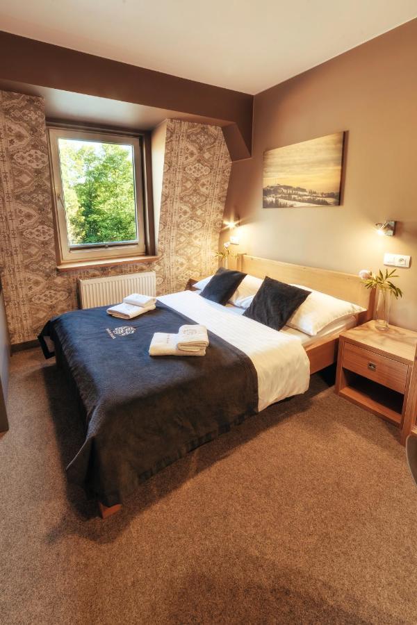 Srebrny Bucznik Wellness & Restaurant Hotel *