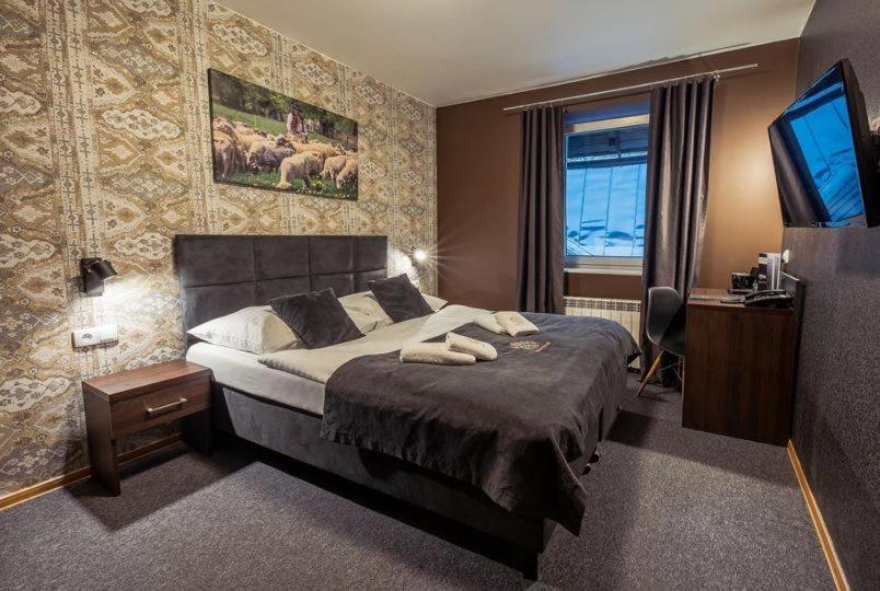 Srebrny Bucznik Wellness & Restaurant Hotel *